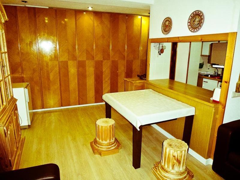 Apartamentos ฟอร์มีกัล ภายนอก รูปภาพ